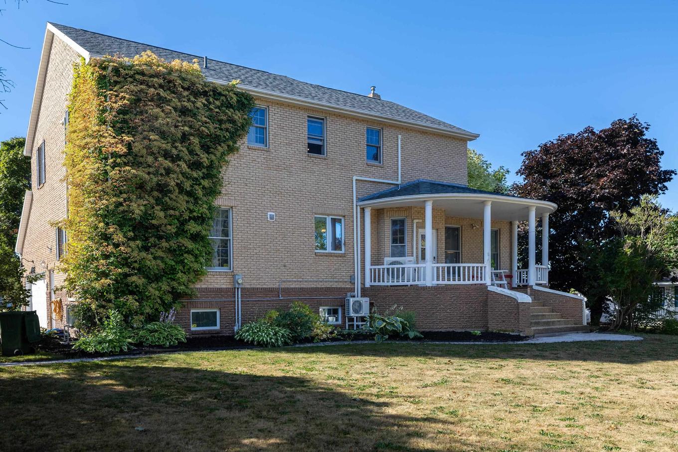 1 Strathmore Lane, Brighton, PE