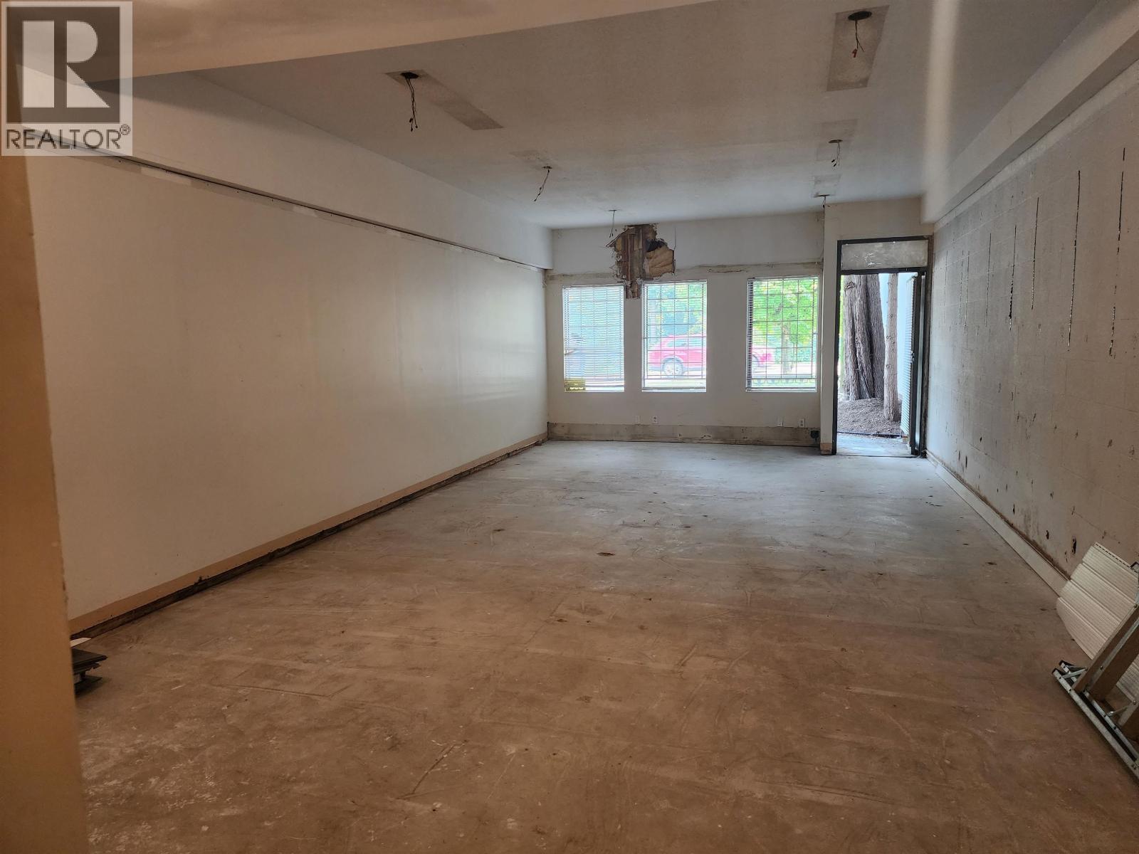 3729 Renfrew Street, Vancouver, BC