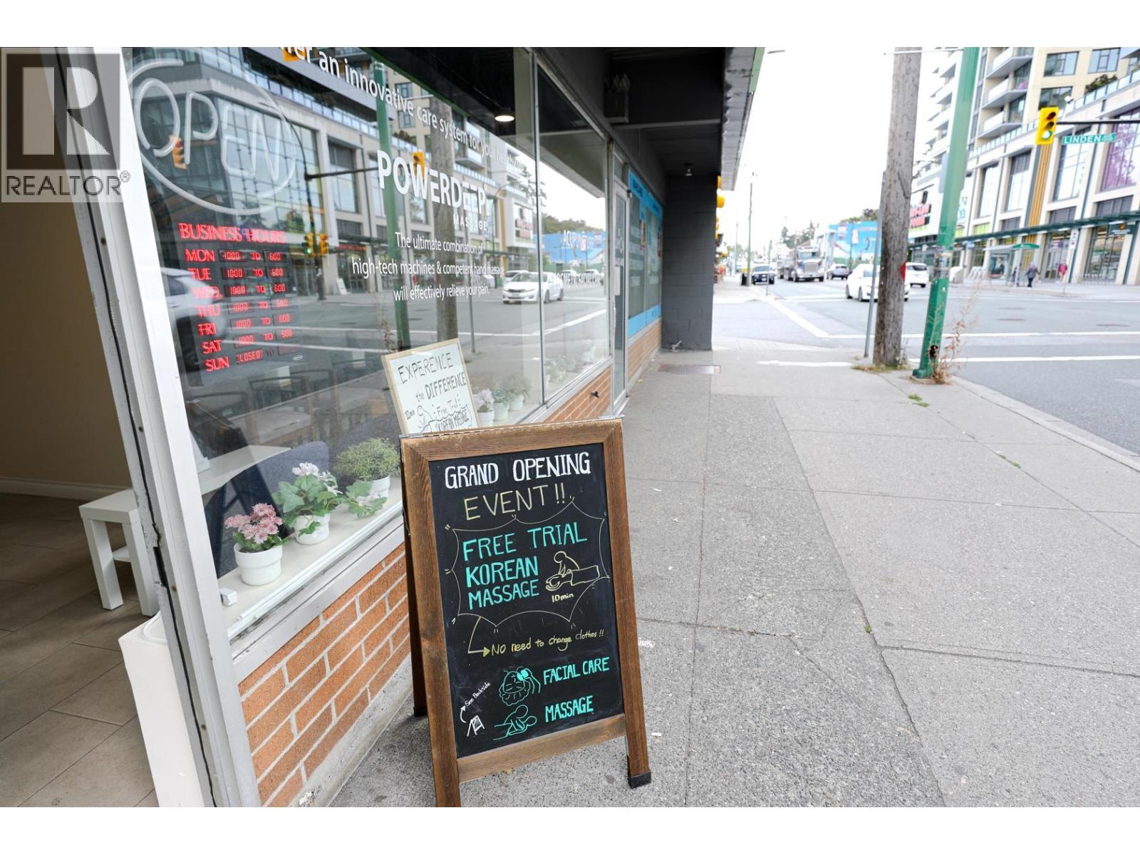 7347B Edmonds Street, Burnaby, BC