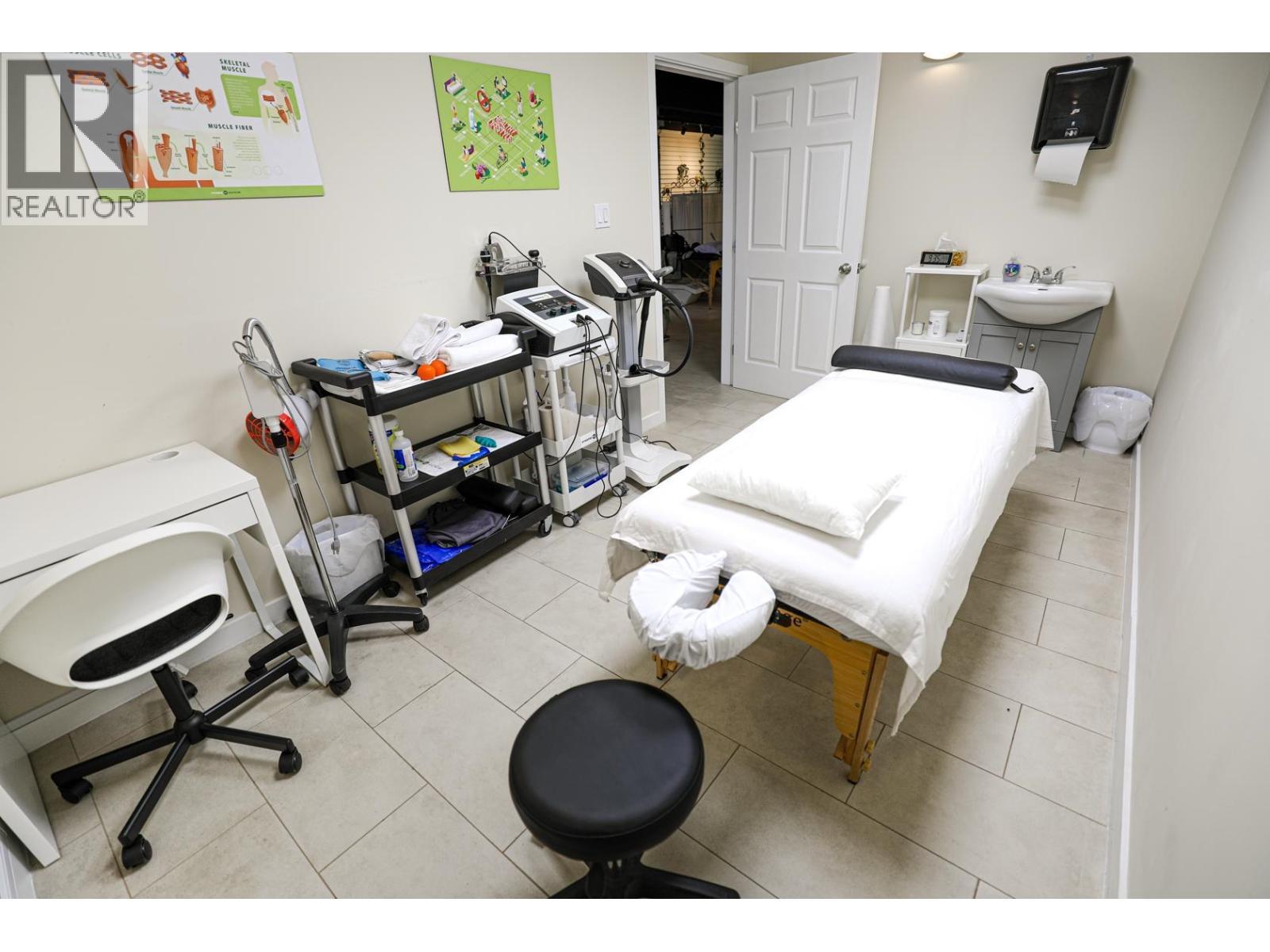 7347B Edmonds Street, Burnaby, BC