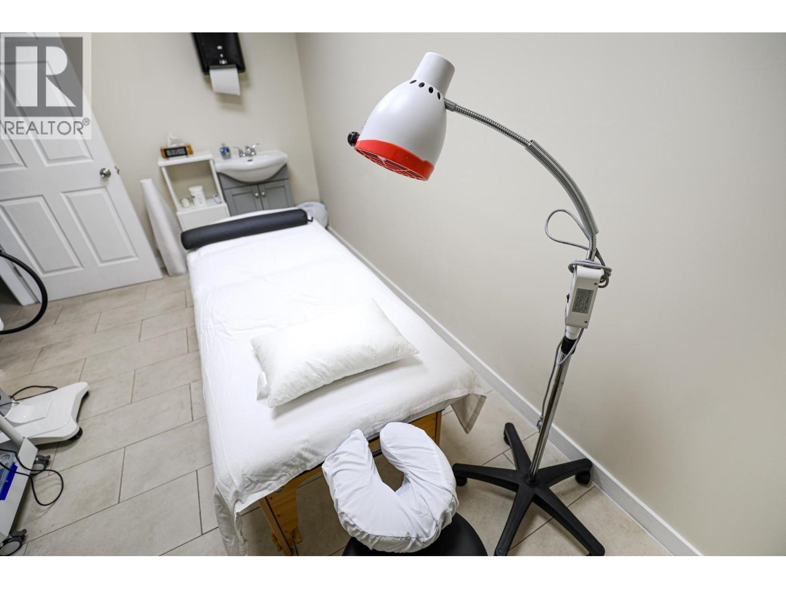 7347B Edmonds Street, Burnaby, BC