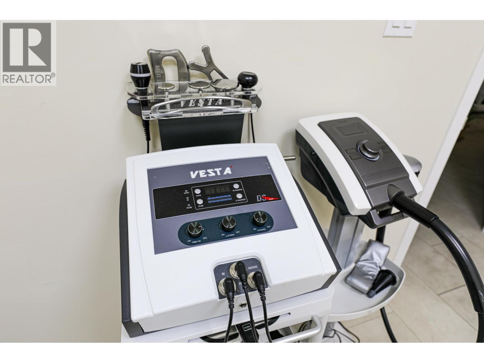 7347B Edmonds Street, Burnaby, BC