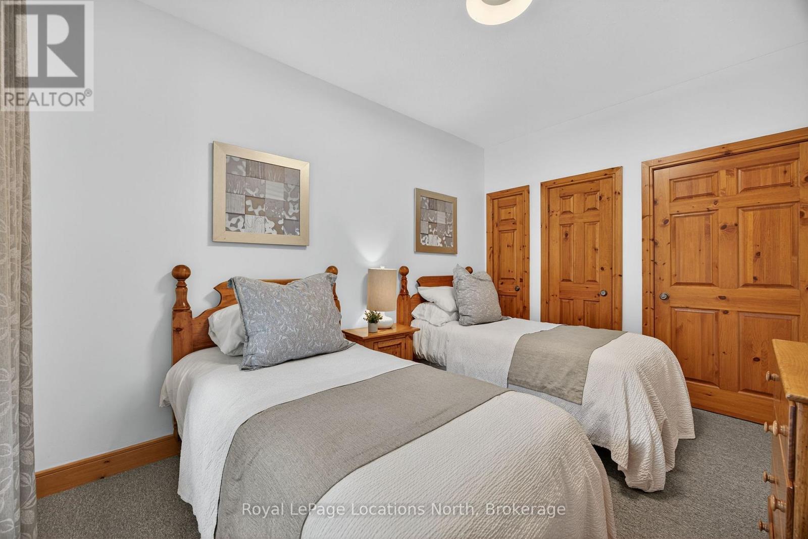 121 - 170 Snowbridge Way, Blue Mountains, ON - Indoor Photo Showing Bedroom