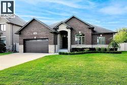 200 ULSTER Lasalle, ON N9J 0C1