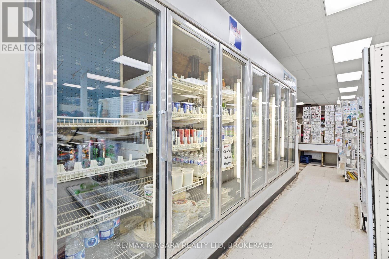 1530 Niagara Stone Road, Niagara-On-The-Lake (Virgil), ON