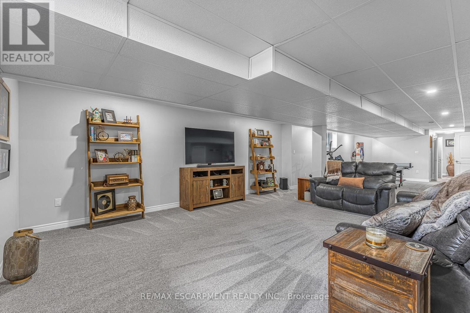 3 Silverthorne Court, Haldimand, ON - Indoor