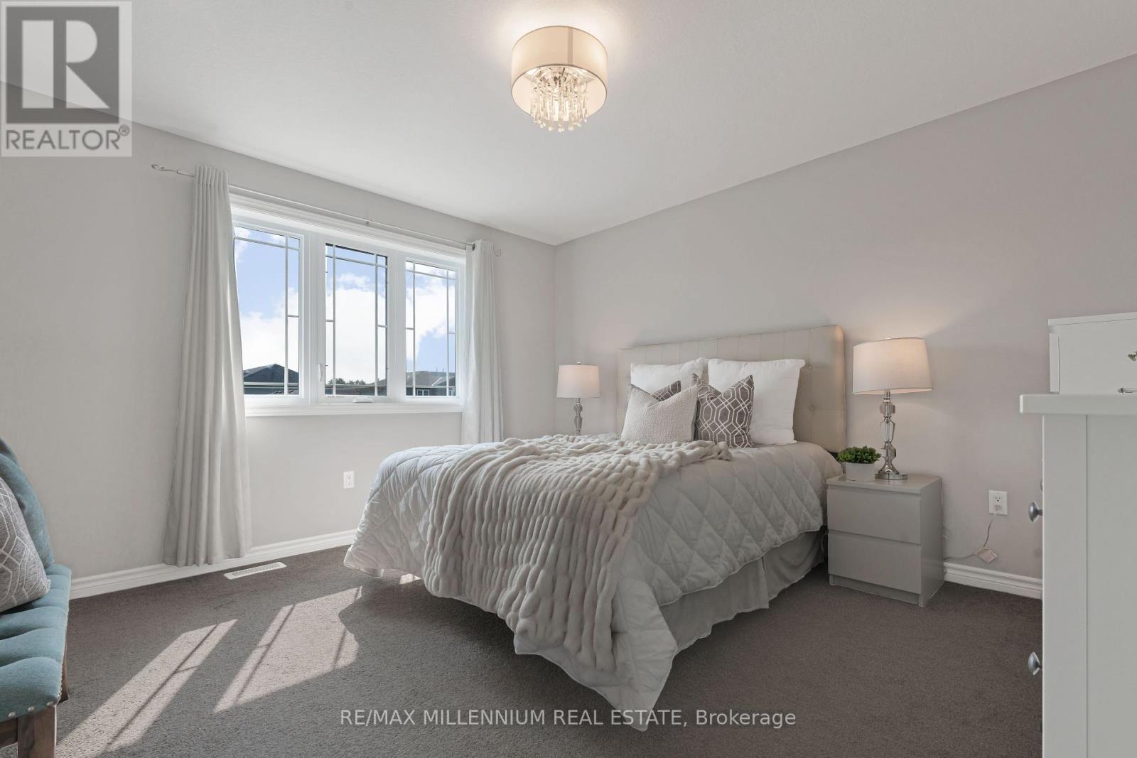 365 Beech Street, Lucan Biddulph, ON - Indoor Photo Showing Bedroom