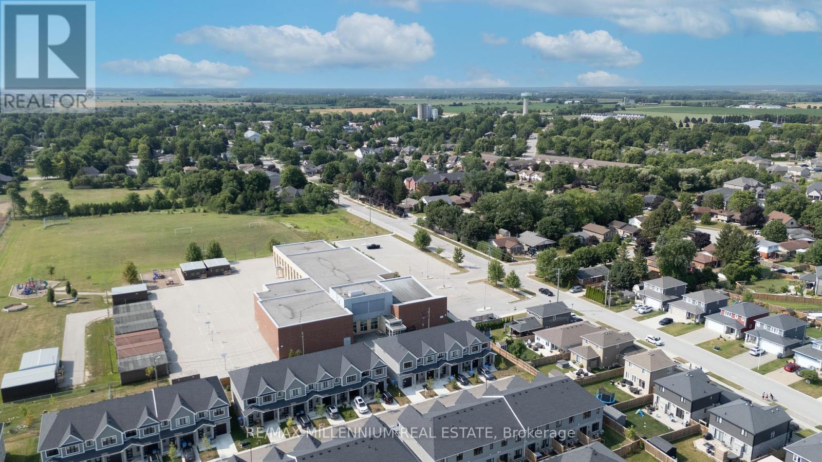 365 Beech Street, Lucan Biddulph, ON - Outdoor With View