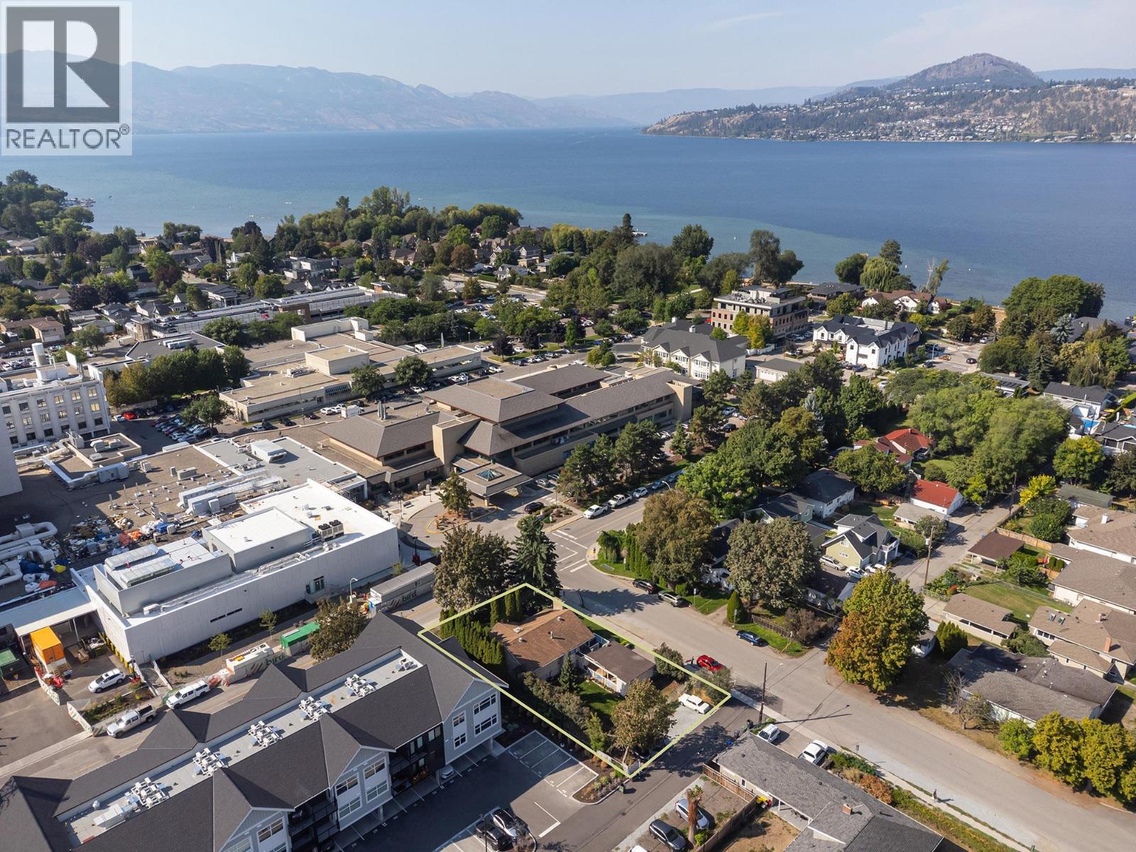408 Royal Avenue, Kelowna, BC - Outdoor With Body Of Water With View