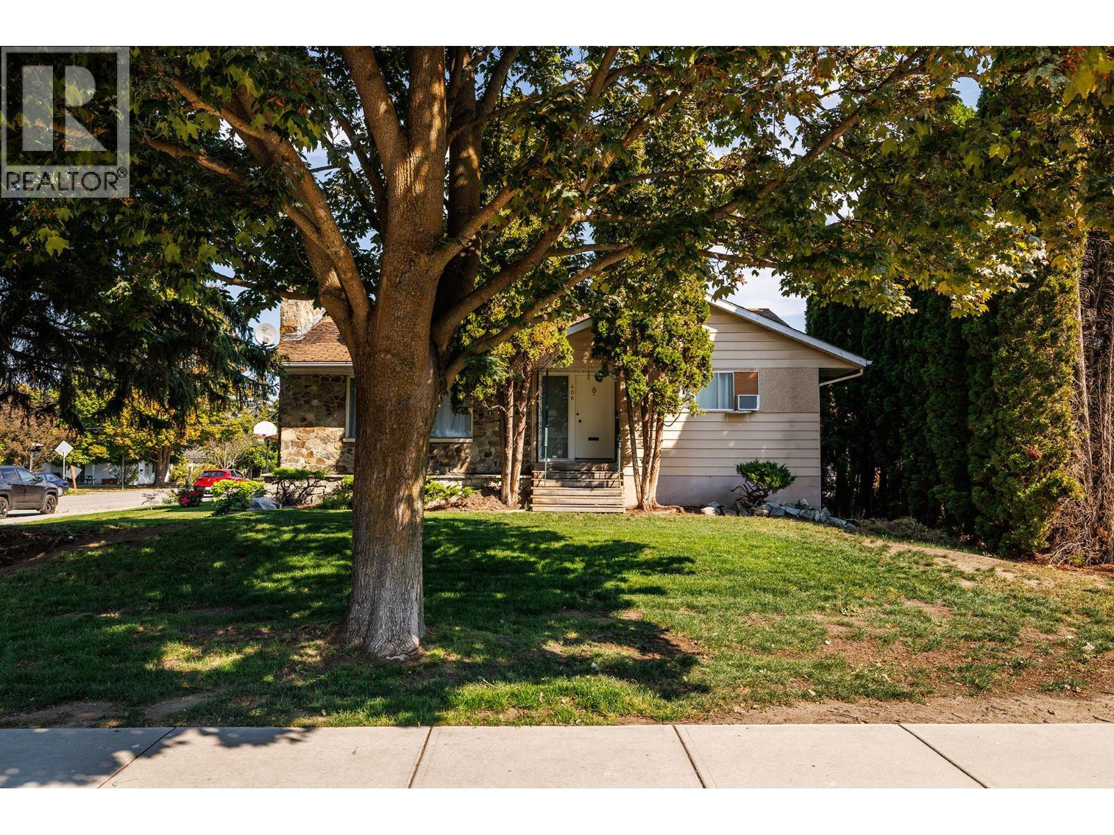 408 Royal Avenue, Kelowna, BC - Outdoor