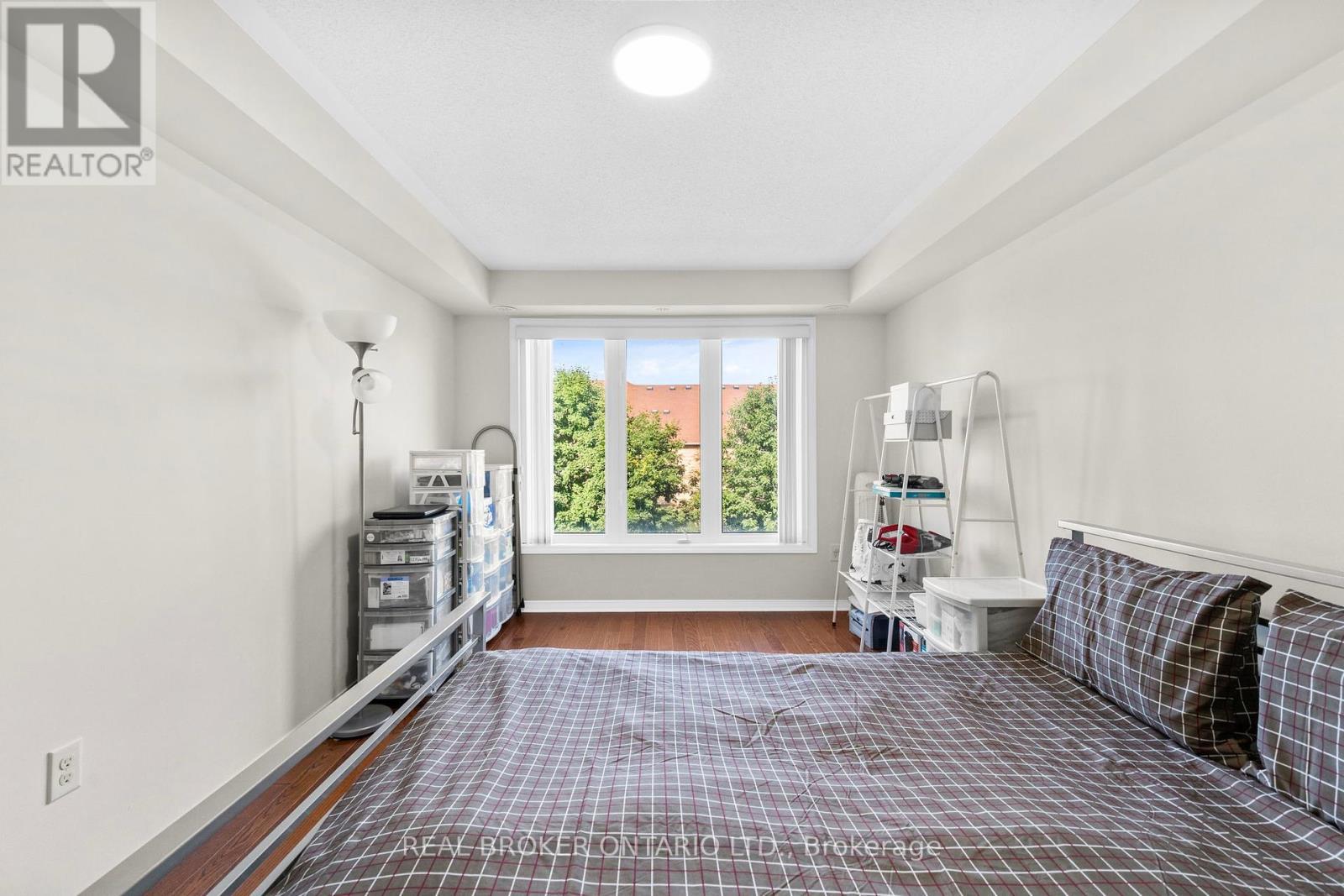 27 - 649E Warden Avenue, Toronto, ON - Indoor Photo Showing Other Room