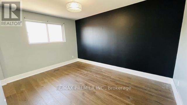 102 Northover Street, Toronto, ON - Indoor Photo Showing Other Room