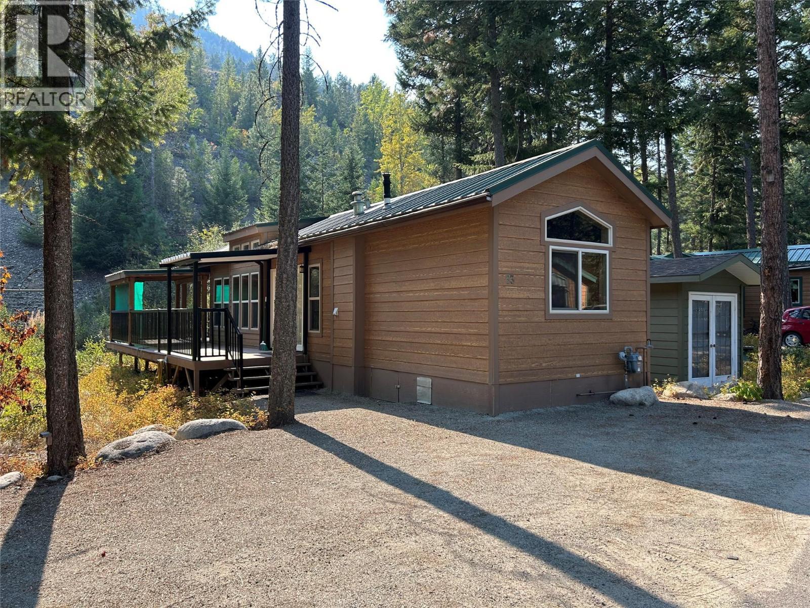 4835 Paradise Valley Drive Unit# 33, Peachland, BC
