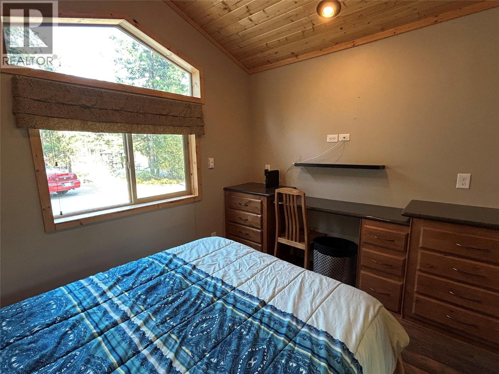 4835 Paradise Valley Drive Unit# 33, Peachland, BC