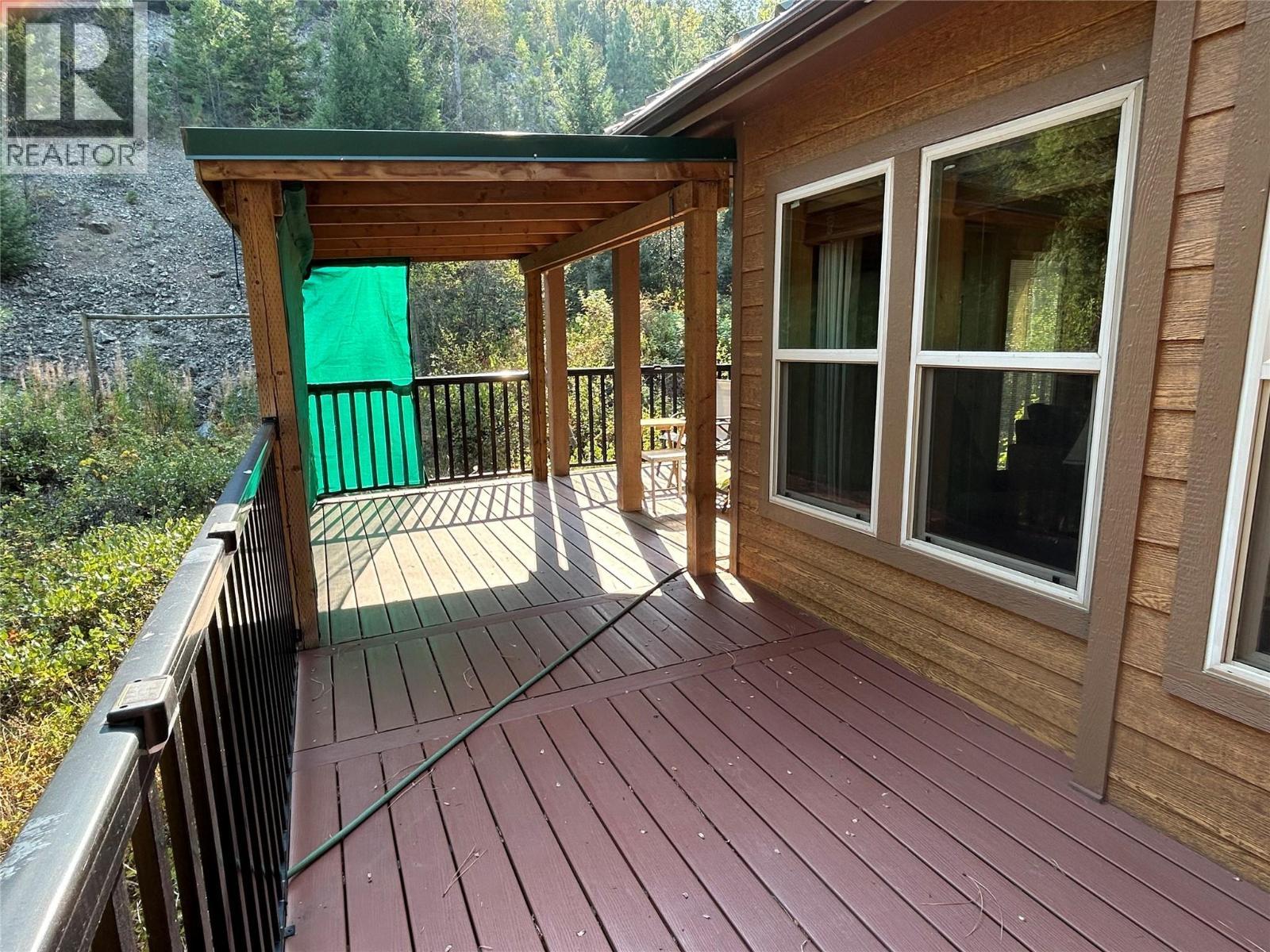 4835 Paradise Valley Drive Unit# 33, Peachland, BC