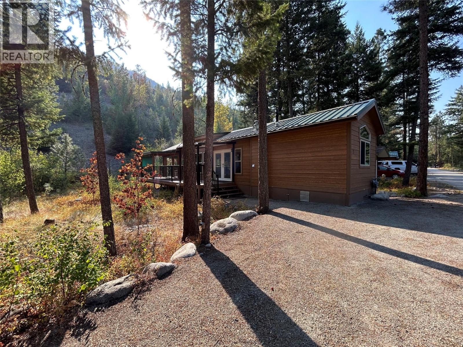 4835 Paradise Valley Drive Unit# 33, Peachland, BC