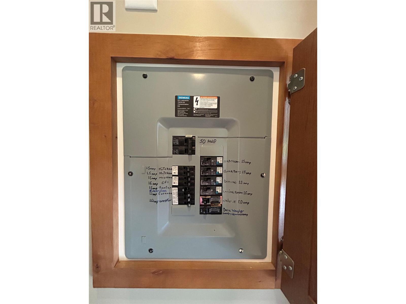 4835 Paradise Valley Drive Unit# 33, Peachland, BC