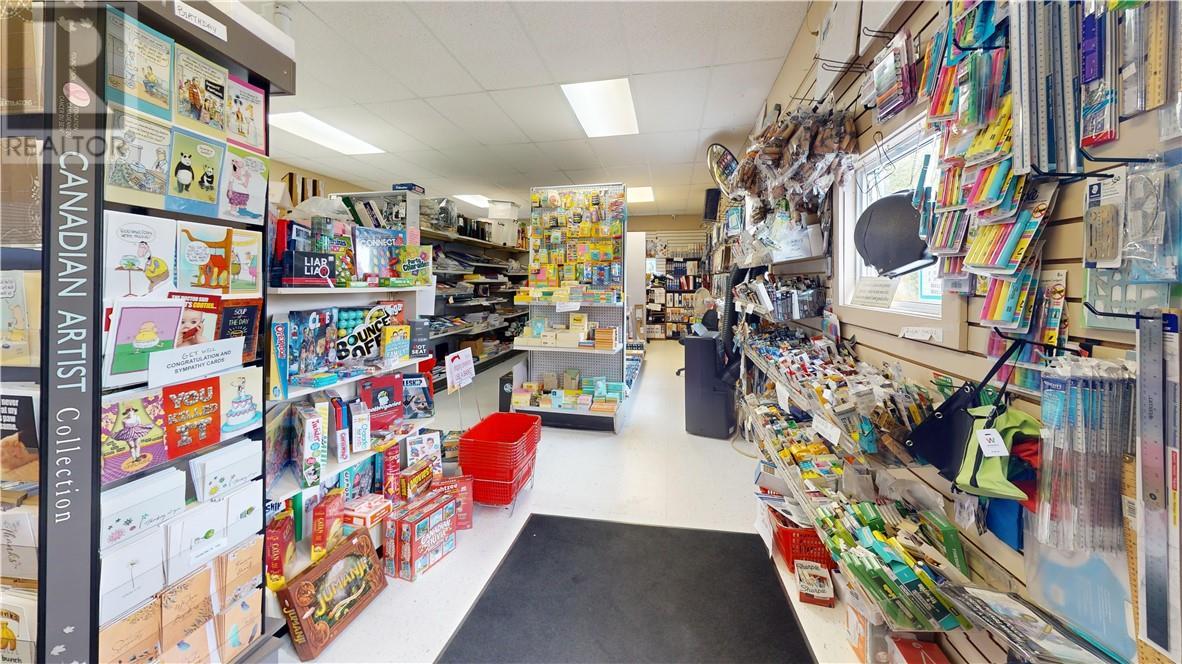 17 Campbell Street E, Little Current, ON