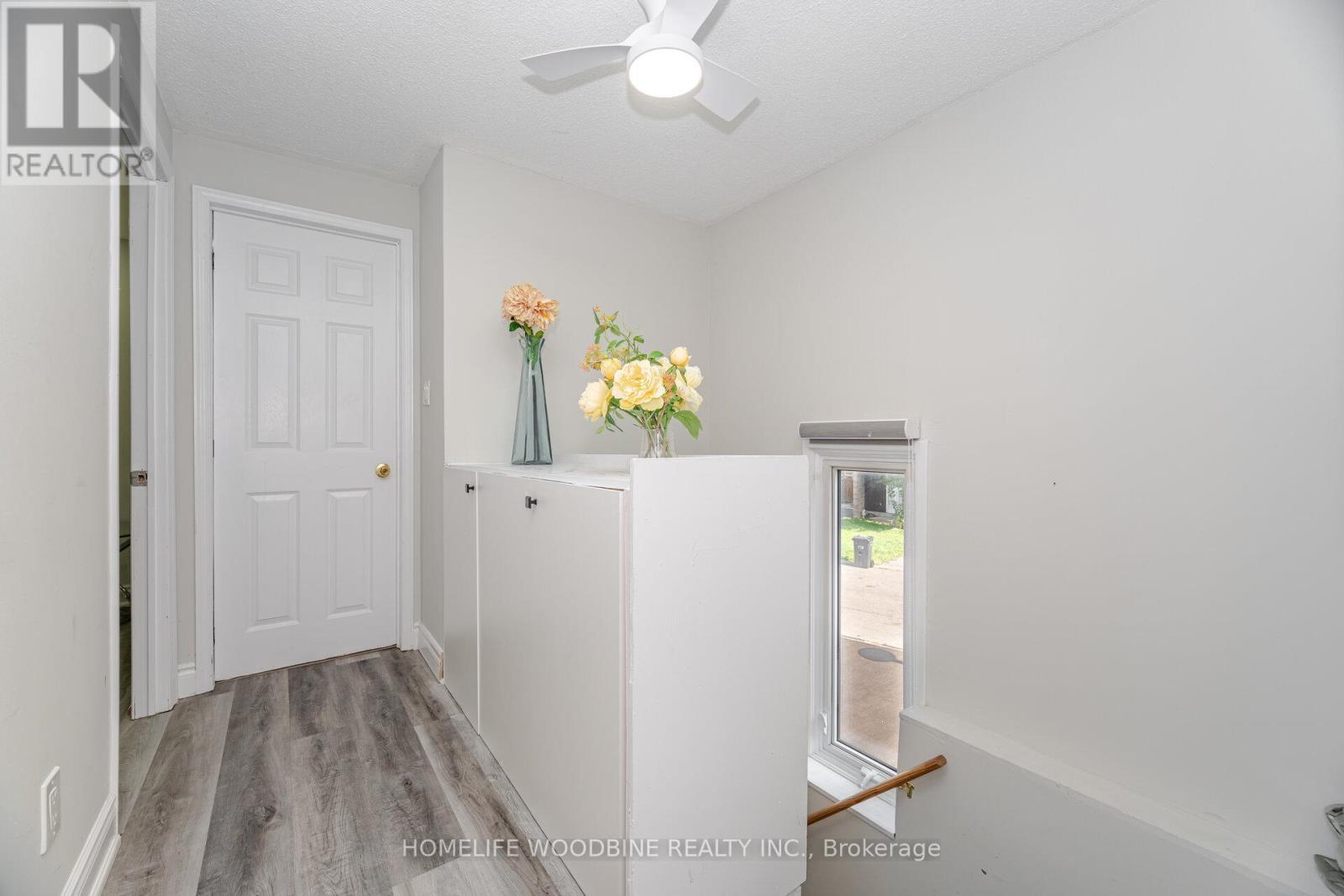 22 Highview Trail, Brampton, ON - Indoor Photo Showing Other Room