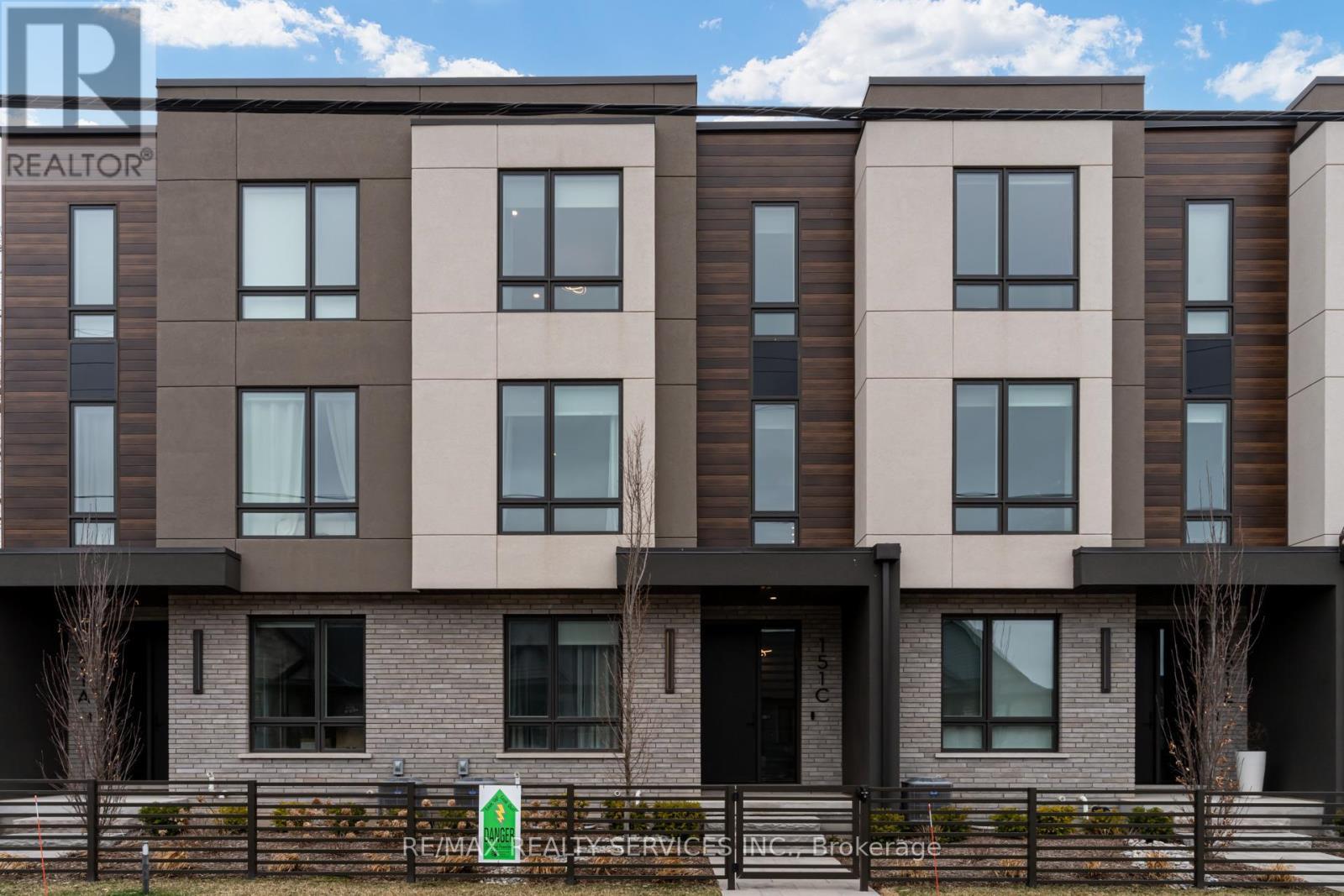 151C Port Robinson Road, Pelham, ON - Outdoor With Facade