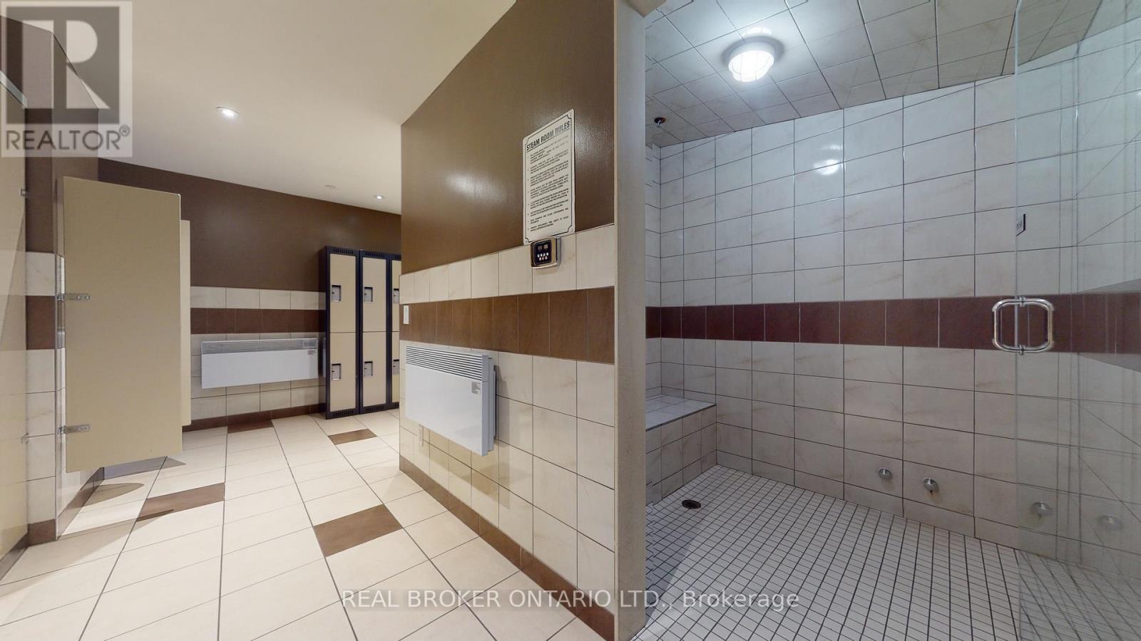 415 - 701 Sheppard Avenue W, Toronto, ON - Indoor Photo Showing Other Room