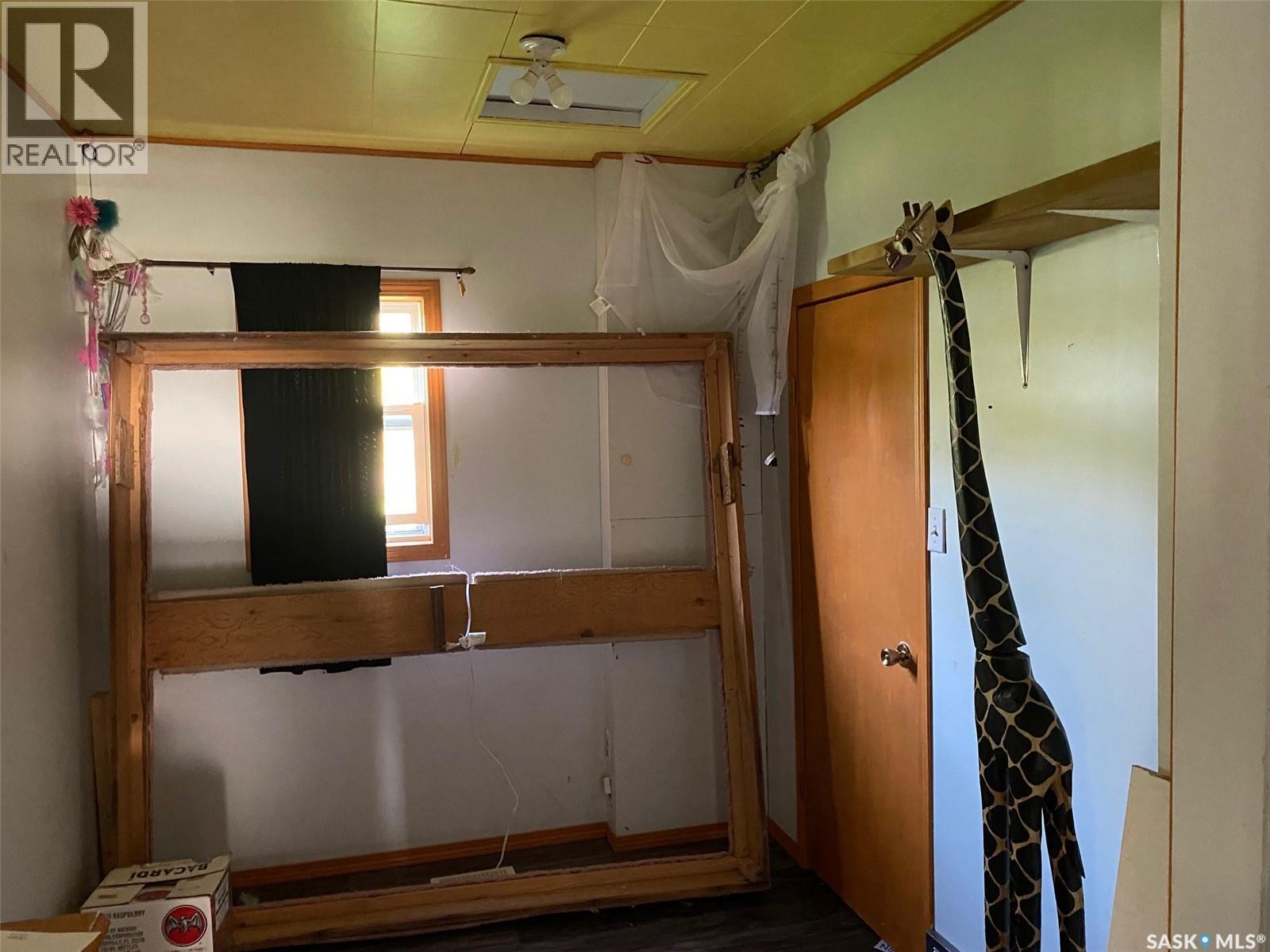 Willowbrook Acreage, Orkney Rm No. 244, SK - Indoor