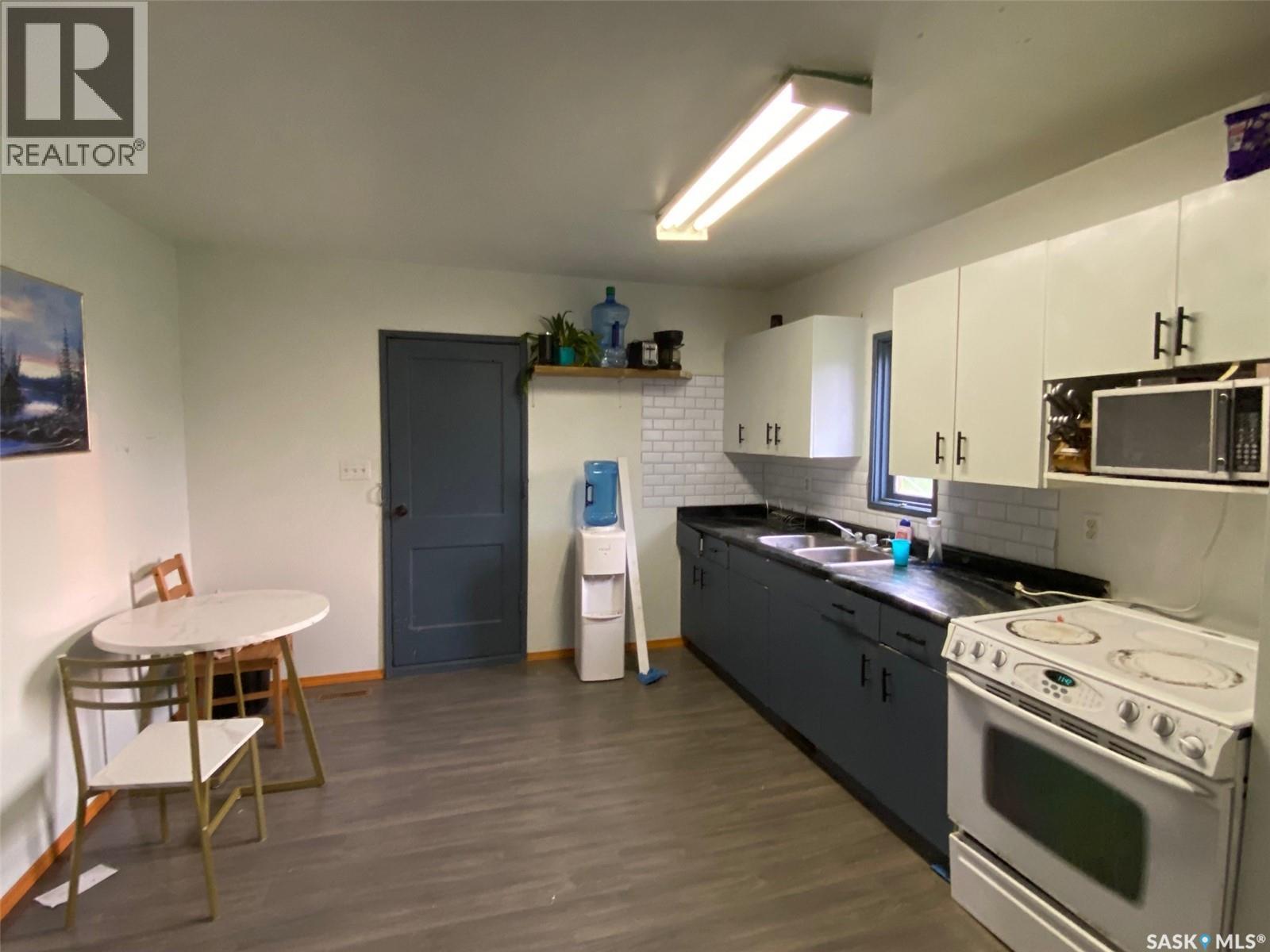 Willowbrook Acreage, Orkney Rm No. 244, SK - Indoor Photo Showing Kitchen With Double Sink