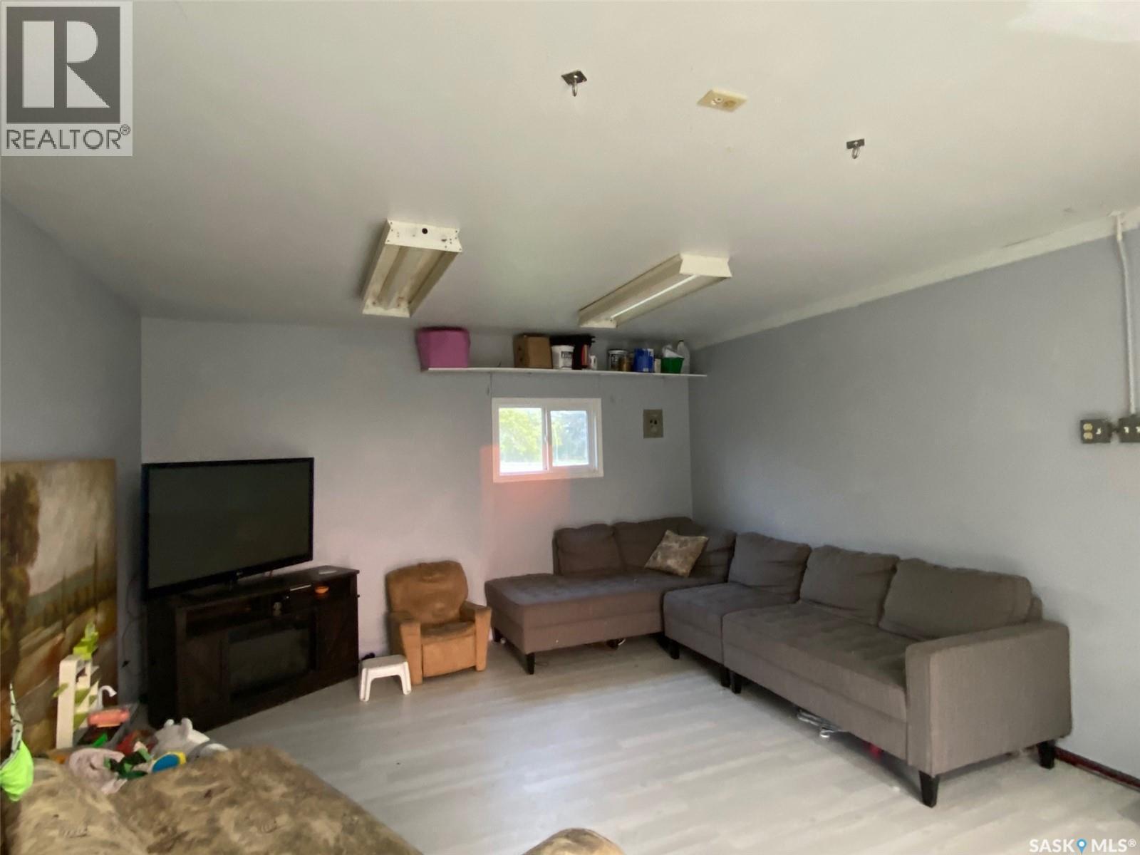 Willowbrook Acreage, Orkney Rm No. 244, SK - Indoor Photo Showing Living Room