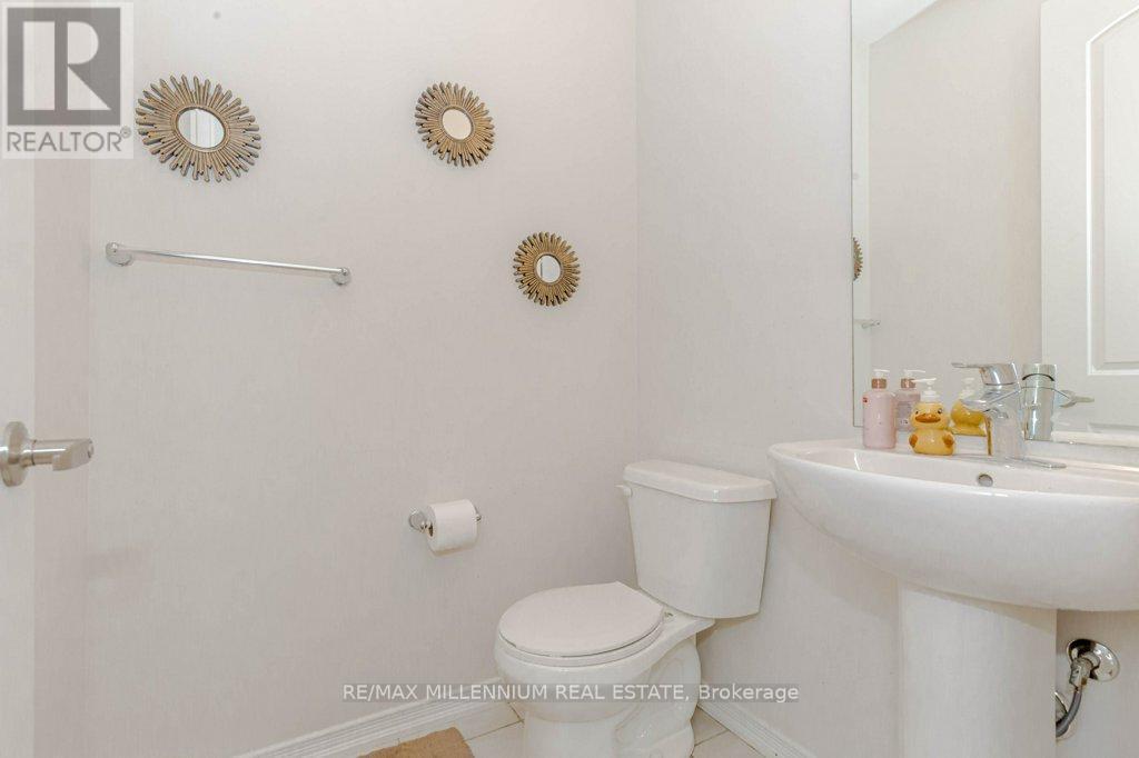31 - 8273 Tulip Tree Drive, Niagara Falls, ON - Indoor Photo Showing Bathroom