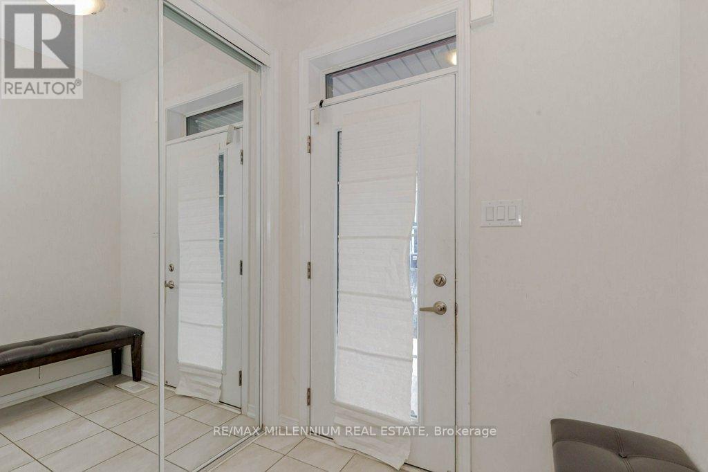 31 - 8273 Tulip Tree Drive, Niagara Falls, ON - Indoor Photo Showing Other Room
