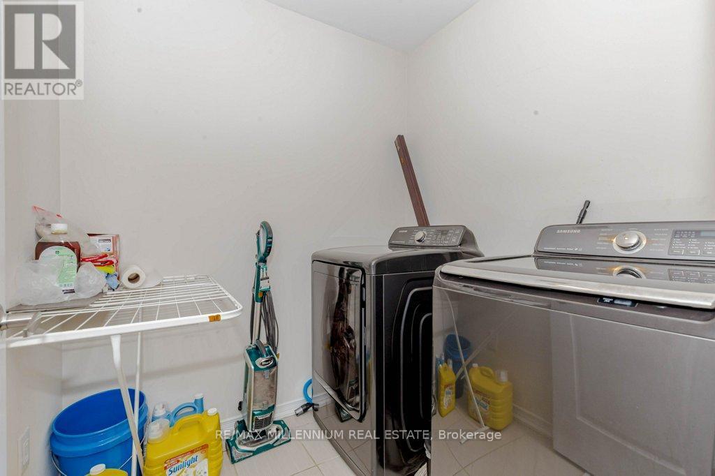 31 - 8273 Tulip Tree Drive, Niagara Falls, ON - Indoor Photo Showing Laundry Room