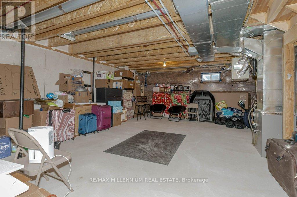 31 - 8273 Tulip Tree Drive, Niagara Falls, ON - Indoor