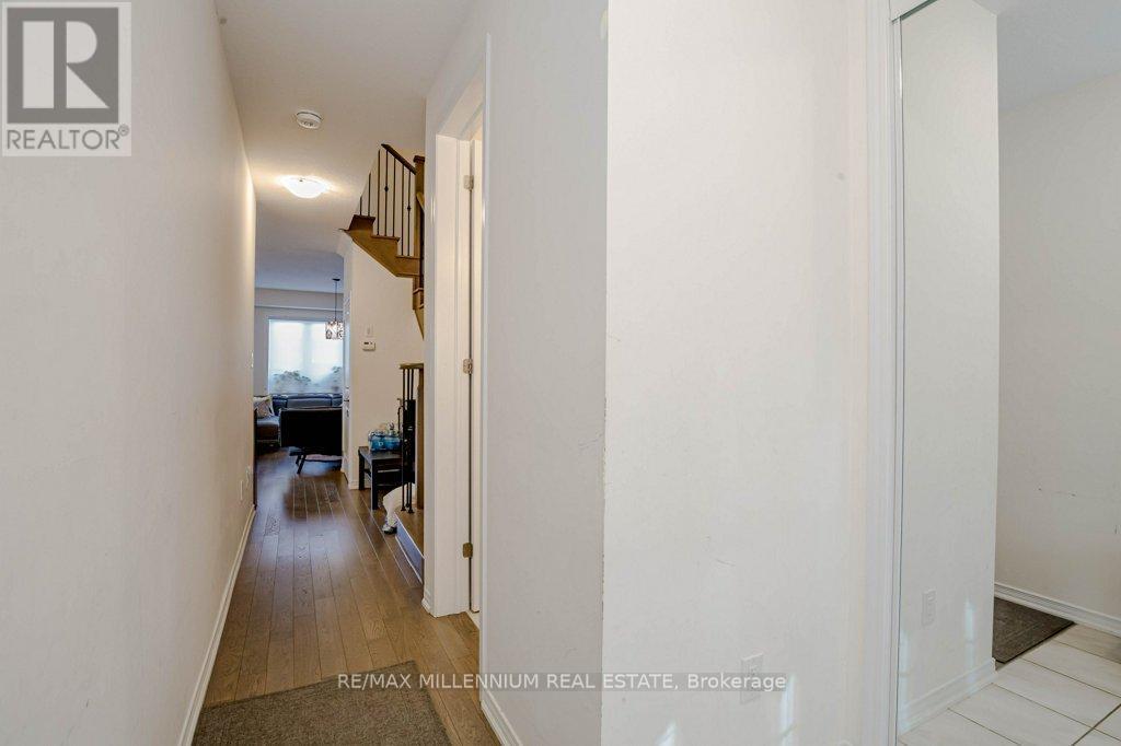 31 - 8273 Tulip Tree Drive, Niagara Falls, ON - Indoor Photo Showing Other Room