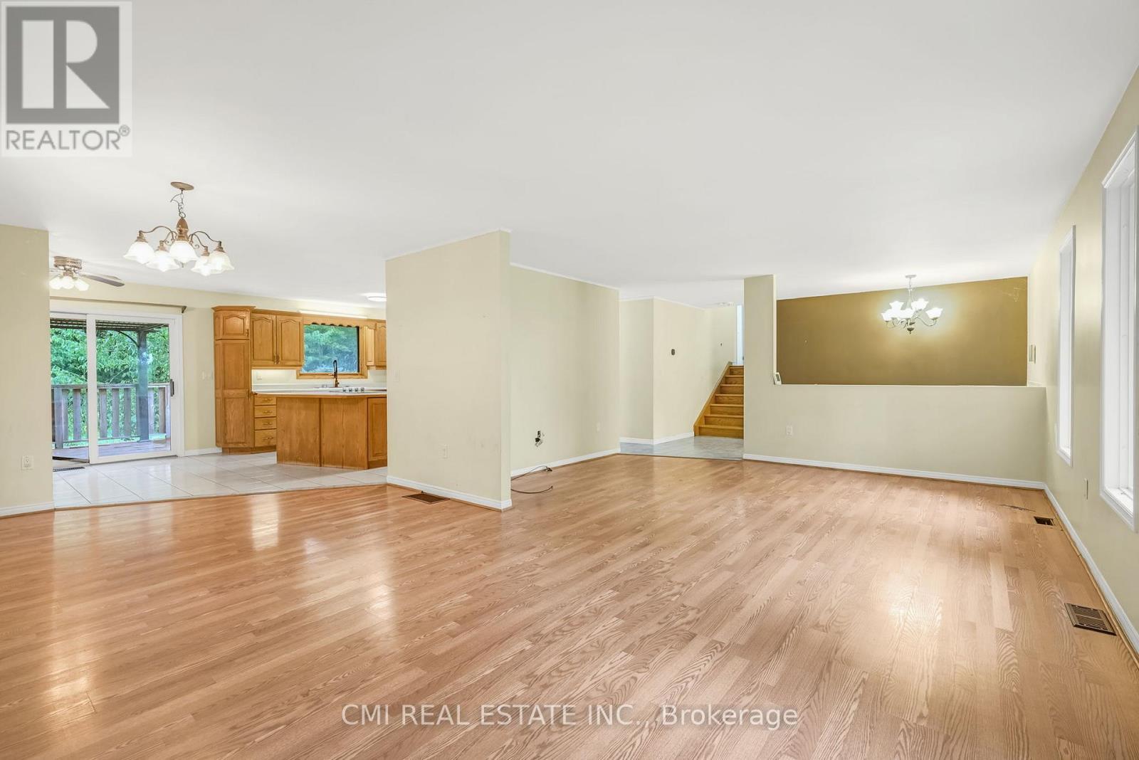 1339 Rapids Road, Tweed, ON - Indoor Photo Showing Living Room