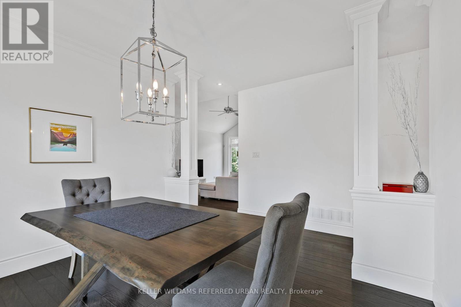 25 Heron Boulevard, Springwater, ON - Indoor Photo Showing Dining Room