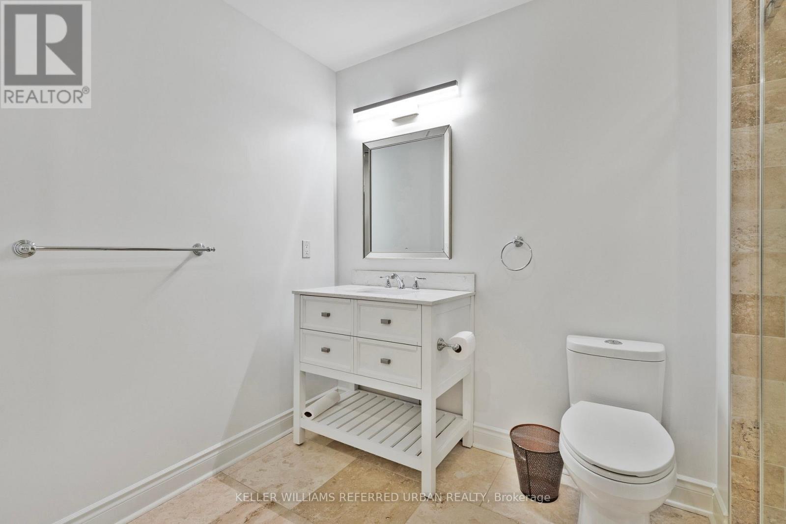 25 Heron Boulevard, Springwater, ON - Indoor Photo Showing Bathroom