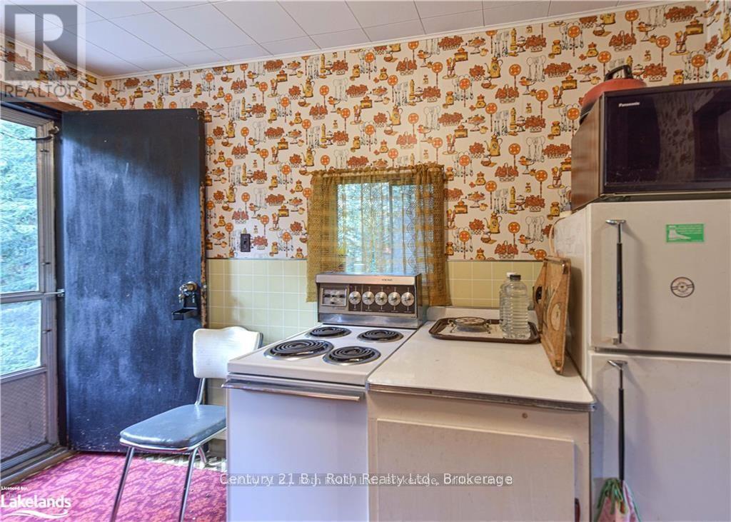 6571 Pioneer Village Lane, Ramara, ON