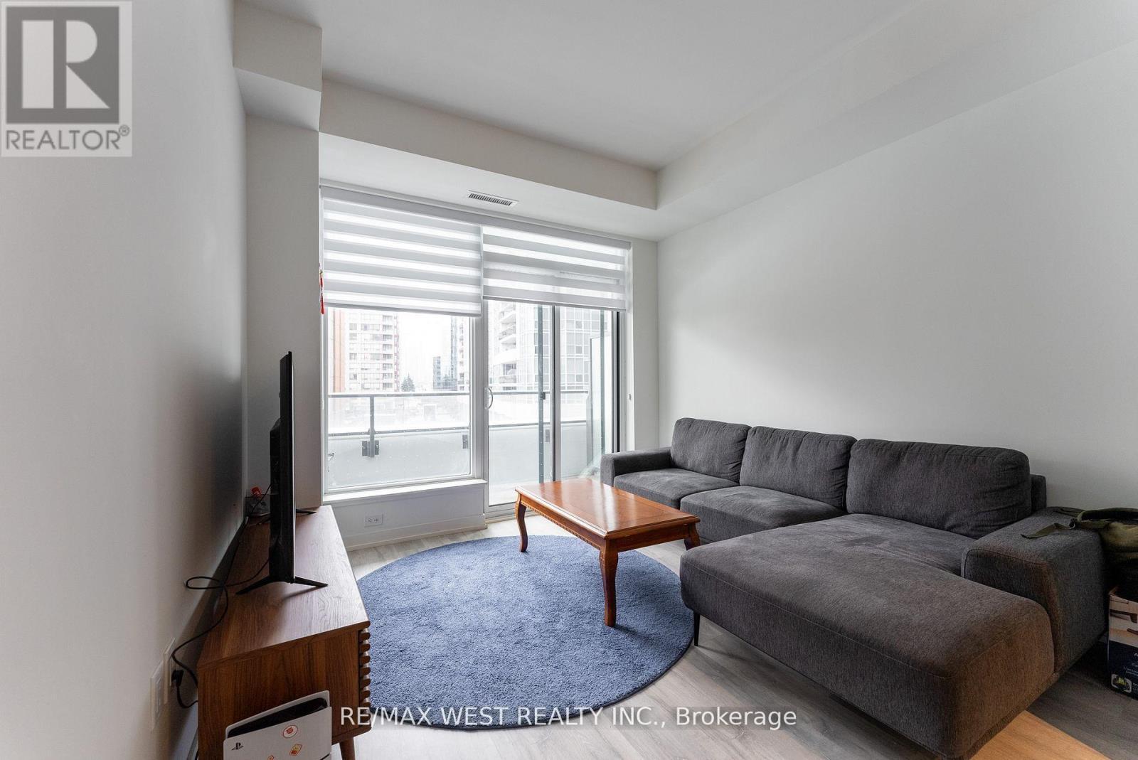 314 - 8 Olympic Garden, Toronto, ON - Indoor Photo Showing Living Room