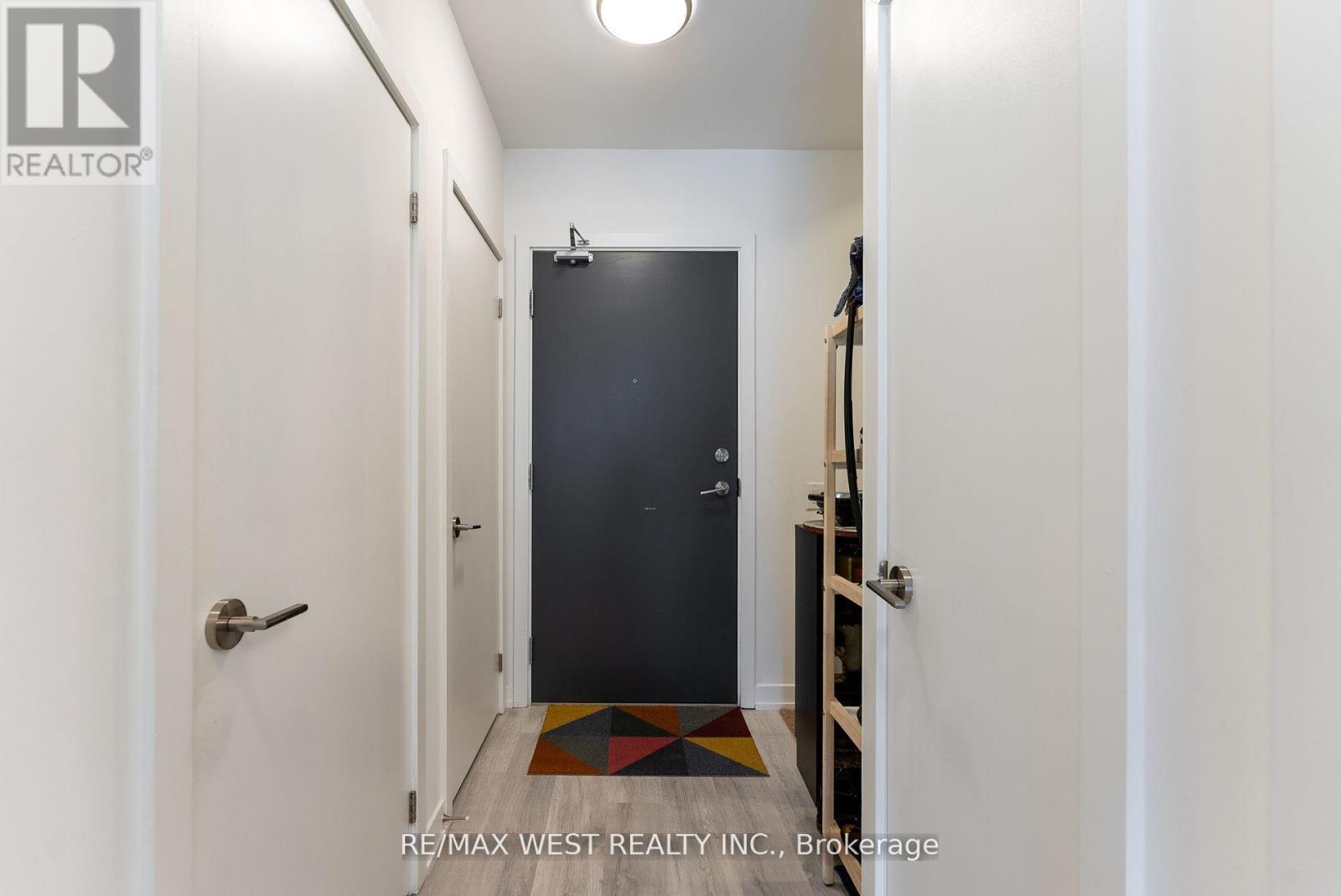 314 - 8 Olympic Garden, Toronto, ON - Indoor Photo Showing Other Room