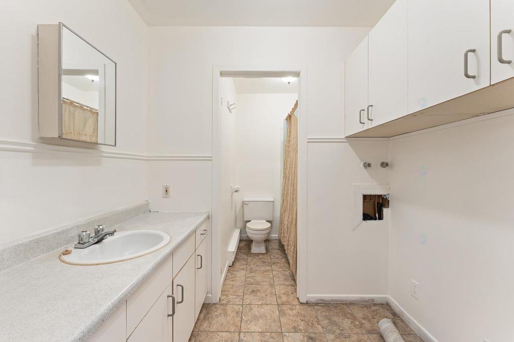 - 117Z - 121Z Rue Dollard, Magog, QC - Indoor Photo Showing Bathroom