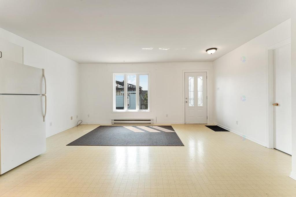 - 117Z - 121Z Rue Dollard, Magog, QC - Indoor Photo Showing Other Room