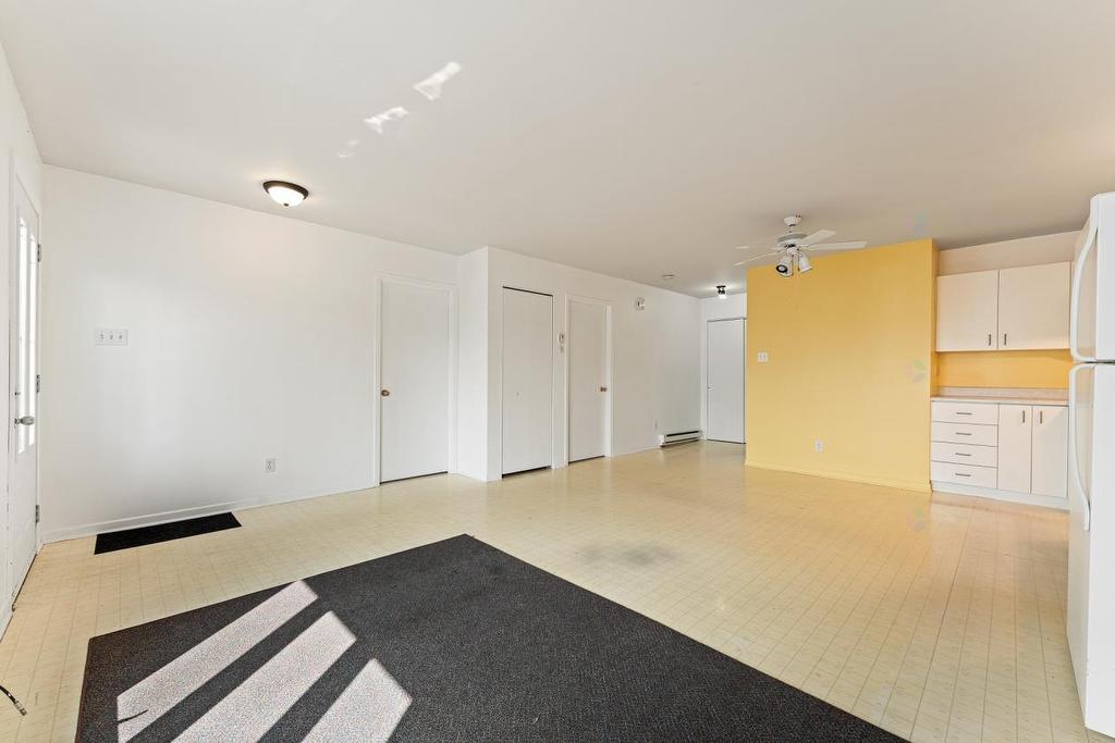 - 117Z - 121Z Rue Dollard, Magog, QC - Indoor Photo Showing Other Room