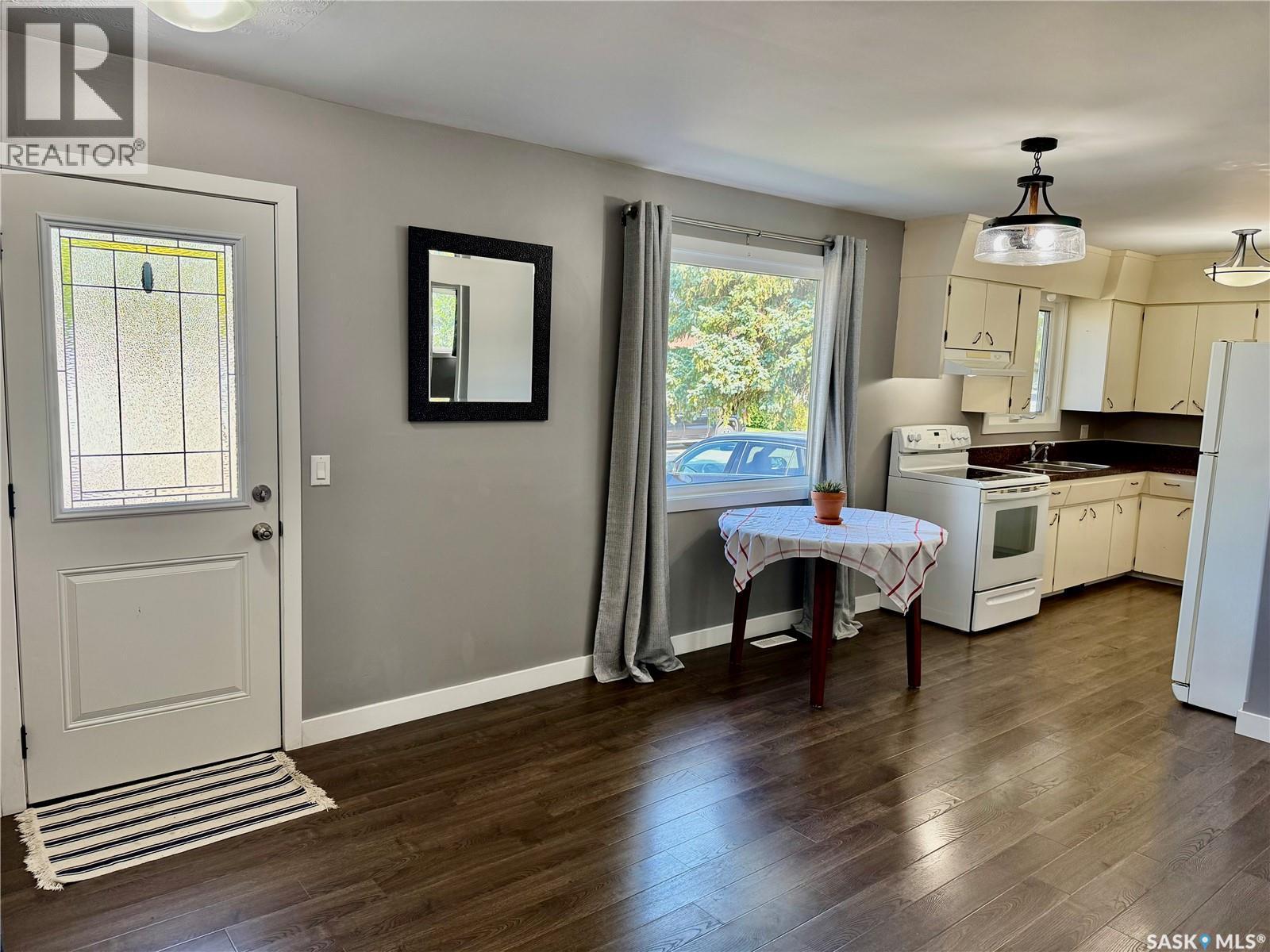 12 King Crescent, Humboldt, SK - Indoor Photo Showing Kitchen