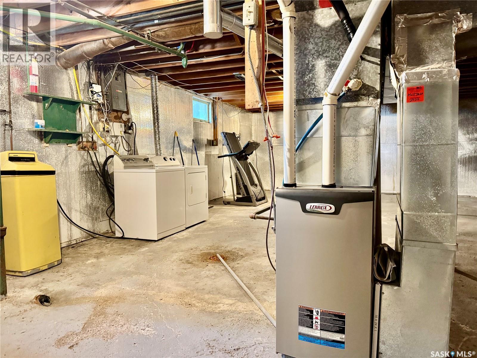12 King Crescent, Humboldt, SK - Indoor Photo Showing Basement