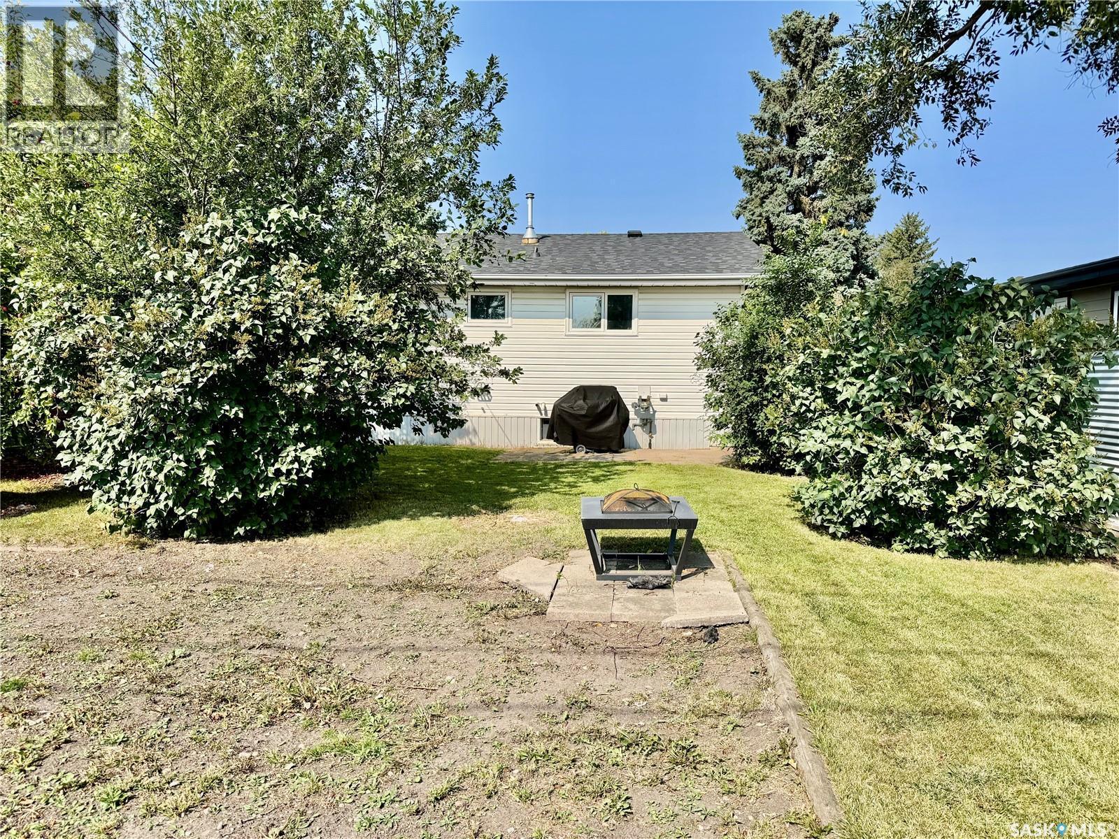 12 King Crescent, Humboldt, SK - Outdoor