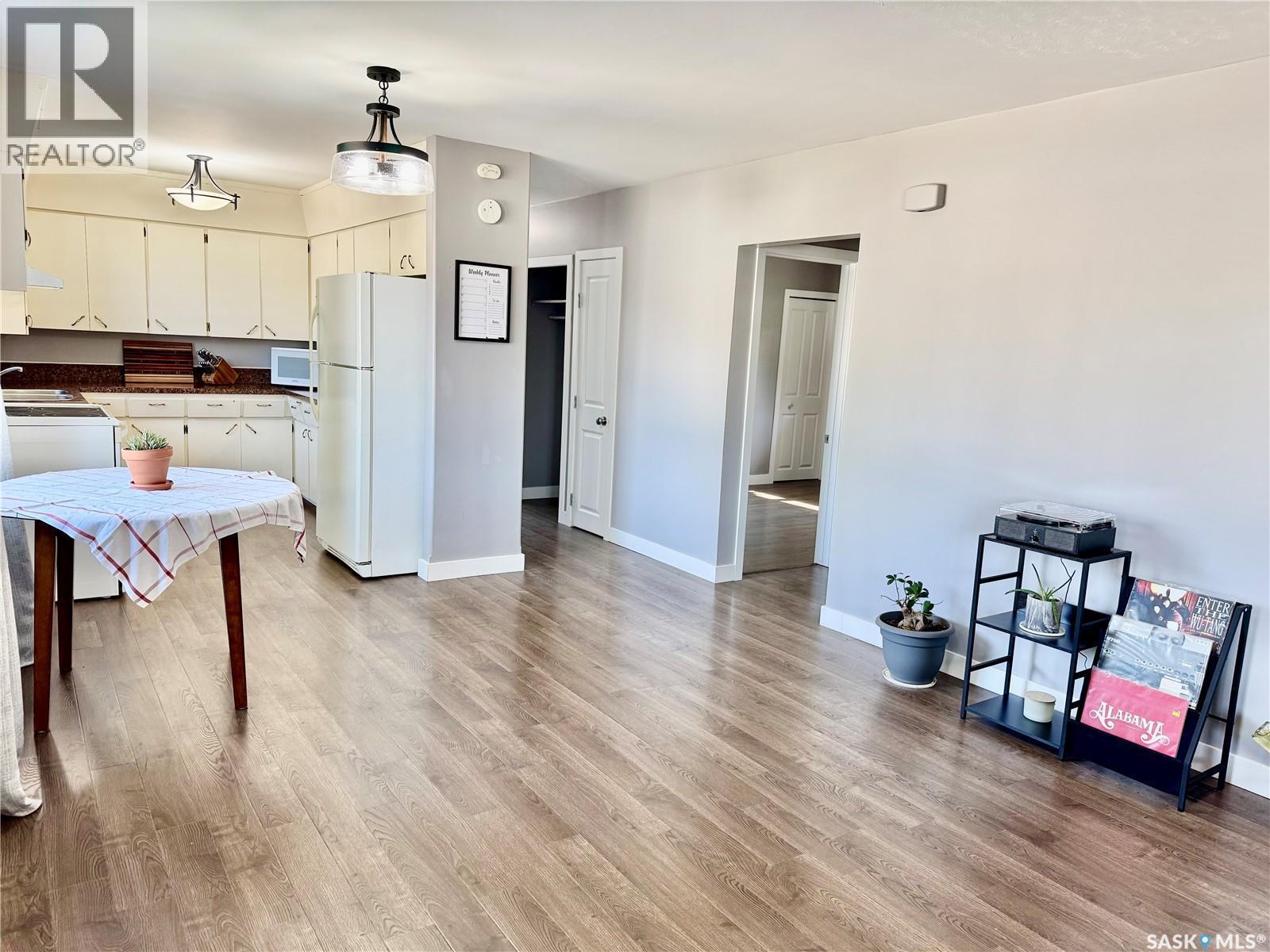 12 King Crescent, Humboldt, SK - Indoor