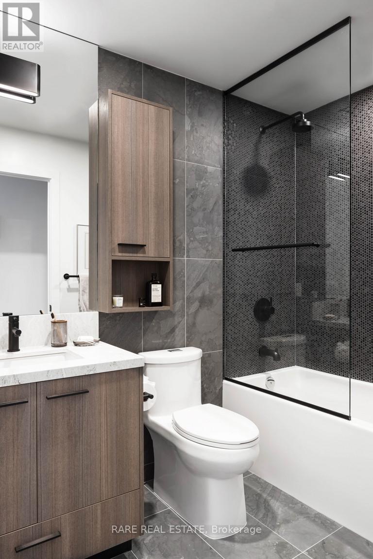 1804 - 30 Mutual Street, Toronto, ON - Indoor Photo Showing Bathroom