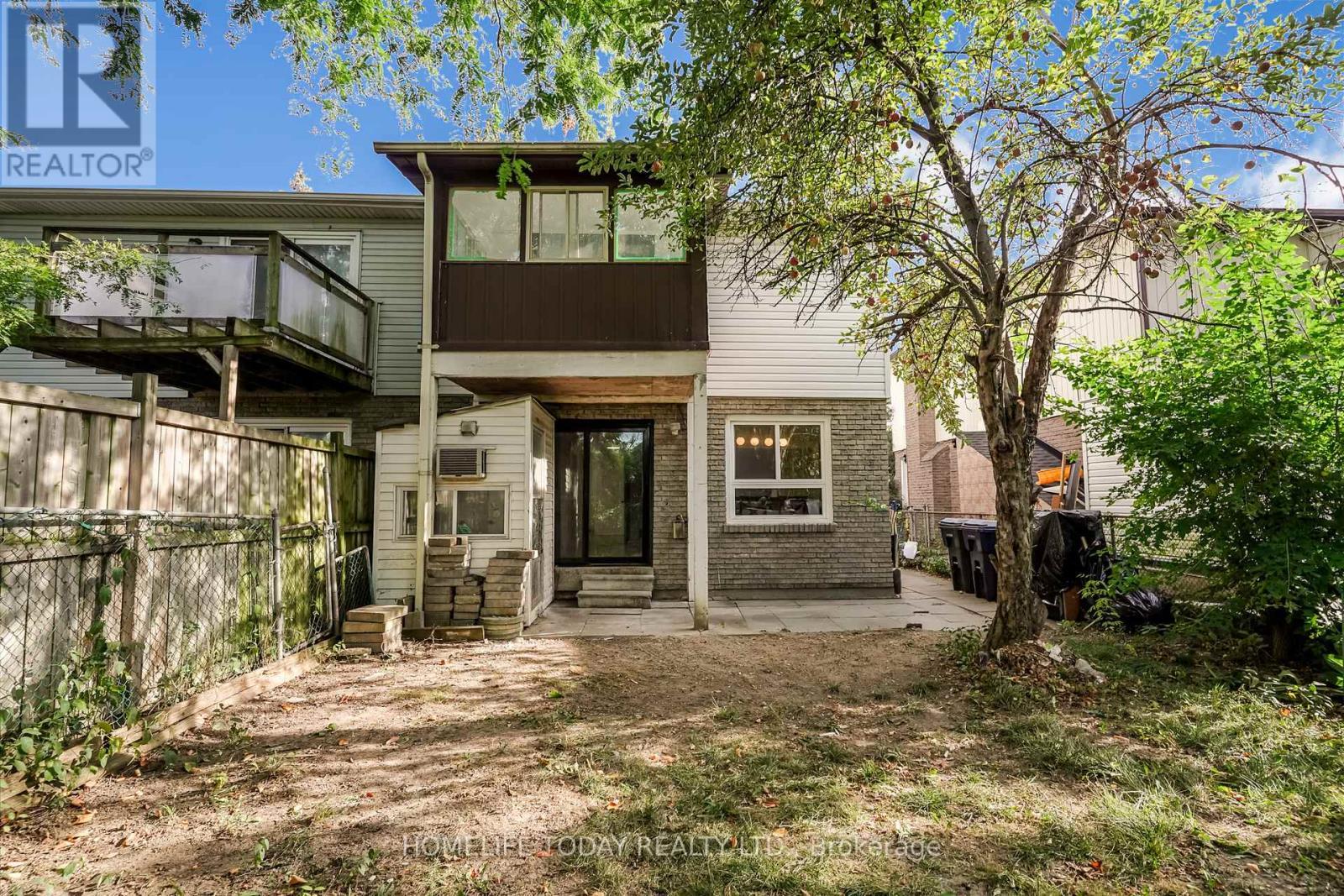 122 Valdor Drive, Toronto, ON - Outdoor