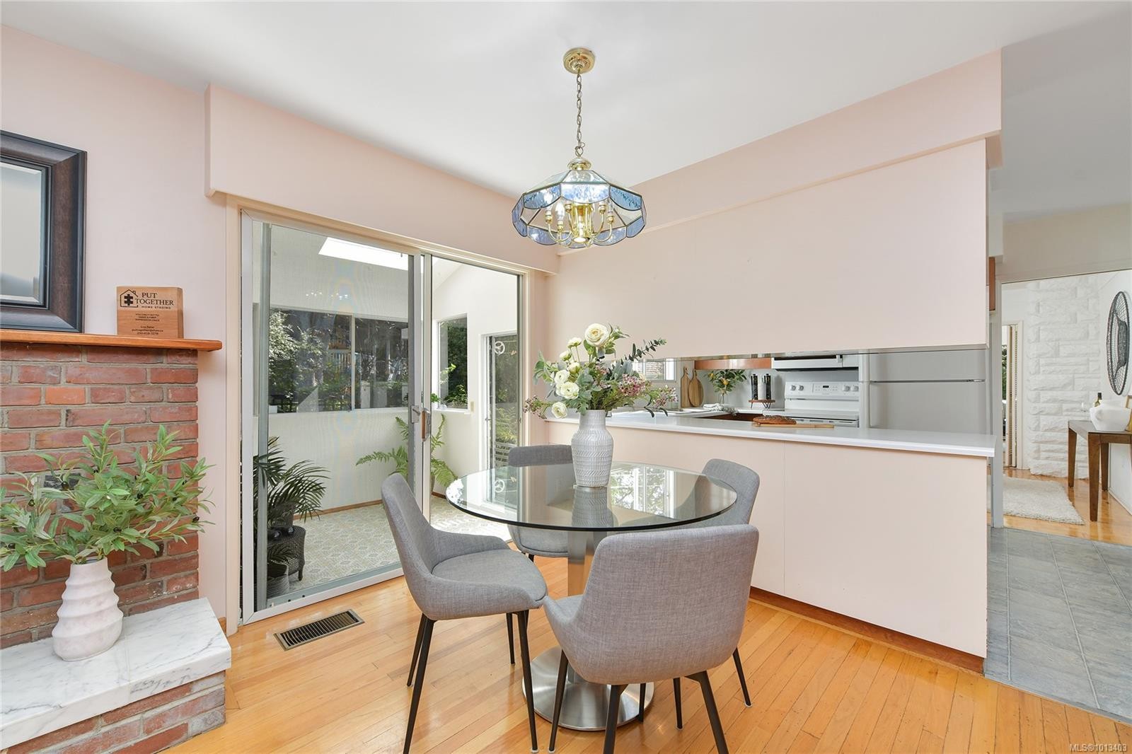 1120 St. Louis St, Oak Bay, BC