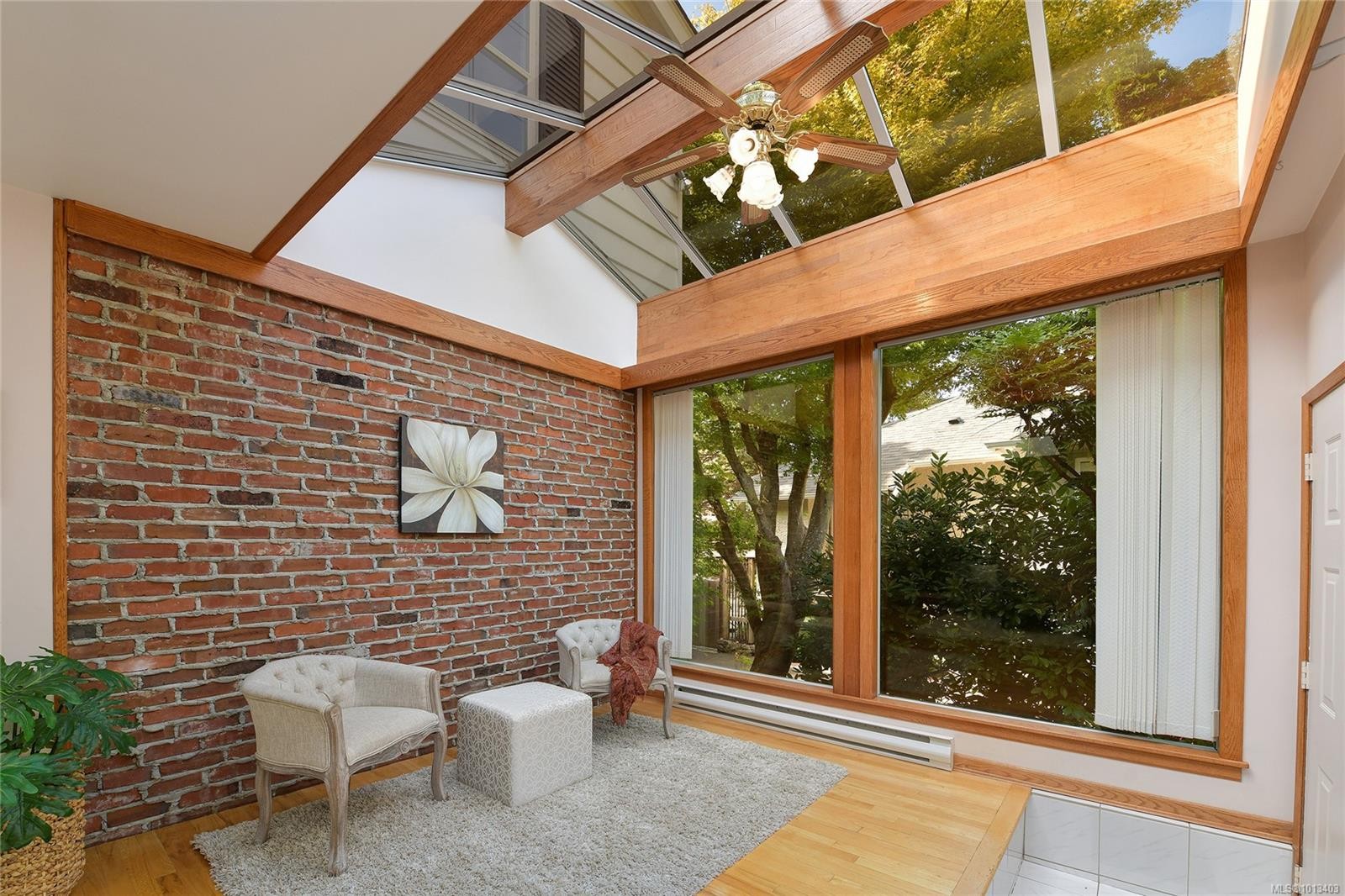 1120 St. Louis St, Oak Bay, BC